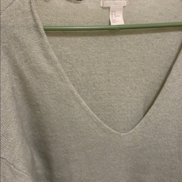 H and M slouchy sweater - Picture 2 of 2